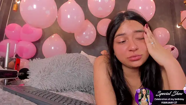 Snapshot of dayra_angels chatting on February 27, 2026, 11:15 pm dayra angels online show from February 27, 2026, 11:15 pm