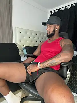 Snapshot of blackdrey18 chatting on July 29, 2026, 10:25 am blackdrey18 online show from July 29, 2026, 10:25 am