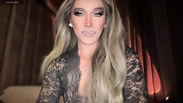 Lo la 69 online show from October 4, 2025, 6:37 am