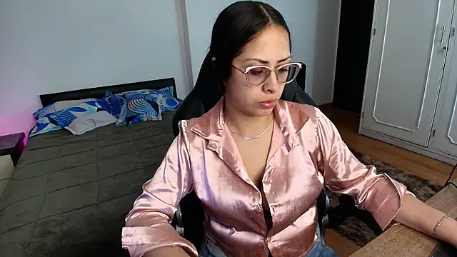 yesie hot online show from March 21, 2026, 1:29 am