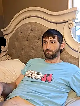 Snapshot of lewis7869 chatting on March 27, 2026, 6:42 pm lewis7869 online show from March 27, 2026, 6:42 pm