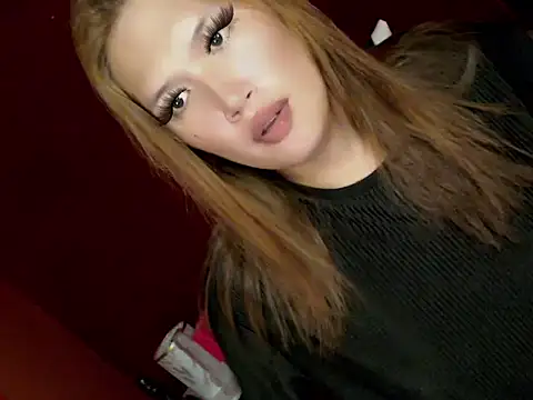 Snapshot of angelmist_thea chatting on October 18, 2025, 4:14 am angelmist thea online show from October 18, 2025, 4:14 am