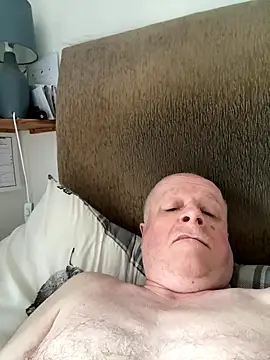 Snapshot of locallad88 chatting on November 9, 2025, 9:02 am locallad88 online show from November 9, 2025, 9:02 am