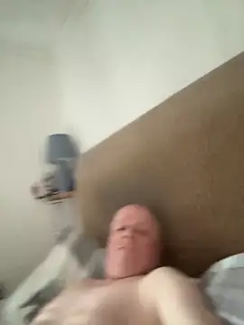 Snapshot of locallad88 chatting on October 31, 2025, 8:00 am locallad88 online show from October 31, 2025, 8:00 am