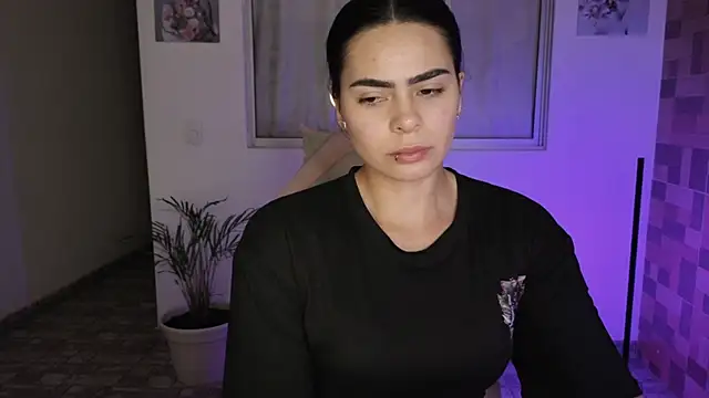 sexyladyy  online show from March 4, 2025, 2:38 am