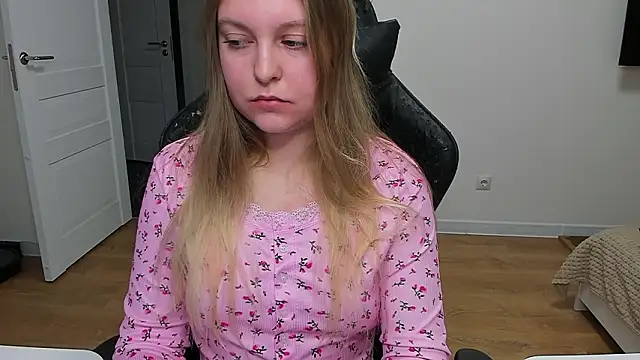 stacy miracle online show from March 3, 2026, 6:04 pm