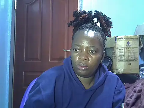 Ebonyceline online show from April 26, 2026, 12:41 am
