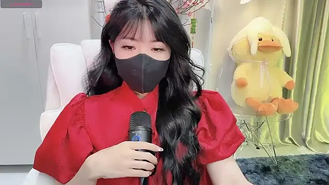 Mya Lee online show from January 25, 2025, 4:35 pm