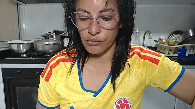 kateleyagrey online show from June 27, 2026, 8:04 pm