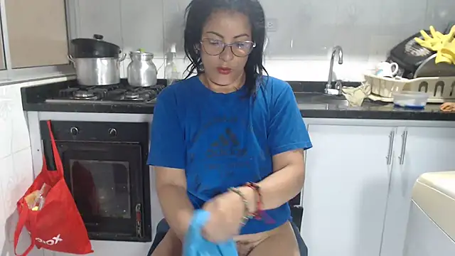 kateleyagrey online show from September 25, 2025, 12:33 pm