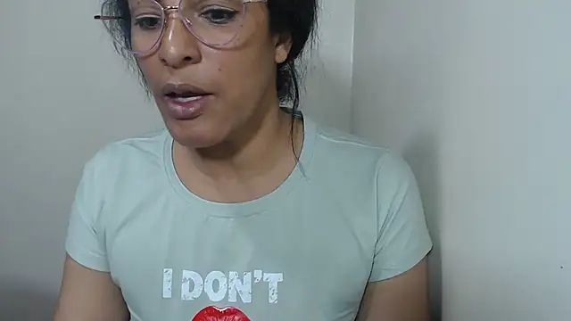 kateleyagrey online show from June 11, 2026, 12:32 am