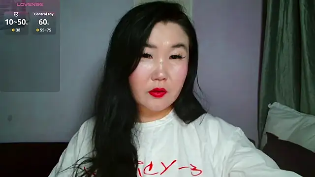 Snapshot of Bet_Lu chatting on April 19, 2026, 5:36 pm Bet Lu online show from April 19, 2026, 5:36 pm