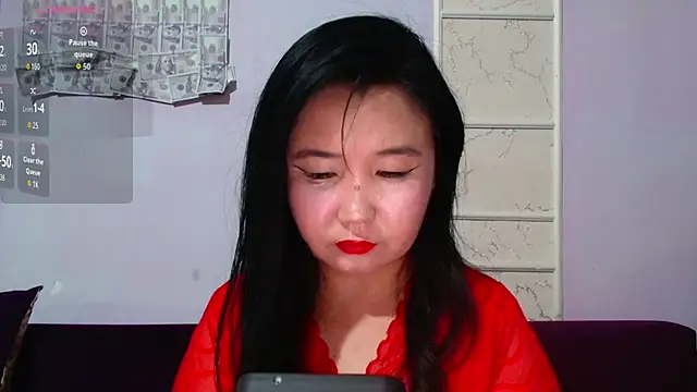 Snapshot of Bet_Lu chatting on April 13, 2026, 9:24 am Bet Lu online show from April 13, 2026, 9:24 am