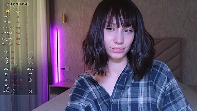 Alice Wonders online show from November 11, 2025, 6:41 am