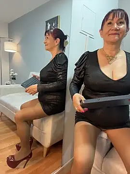 Savvanahh online show from June 10, 2026, 12:28 pm