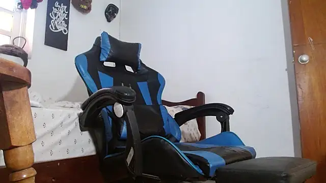 Snapshot of Tatted21xxx chatting on March 20, 2026, 4:41 pm Tatted21xxx online show from March 20, 2026, 4:41 pm