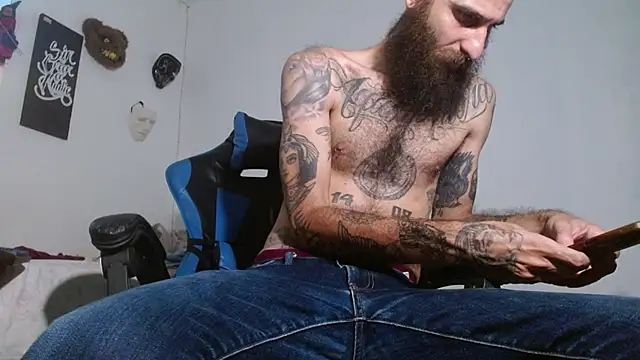 Snapshot of Tatted21xxx chatting on March 11, 2026, 7:30 pm Tatted21xxx online show from March 11, 2026, 7:30 pm