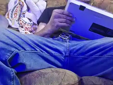 Snapshot of highstepper500 chatting on December 24, 2024, 10:33 am highstepper500 online show from December 24, 2024, 10:33 am