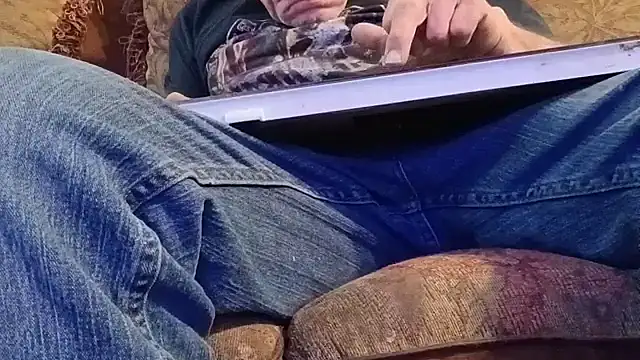 Snapshot of highstepper500 chatting on November 10, 2025, 2:22 pm highstepper500 online show from November 10, 2025, 2:22 pm