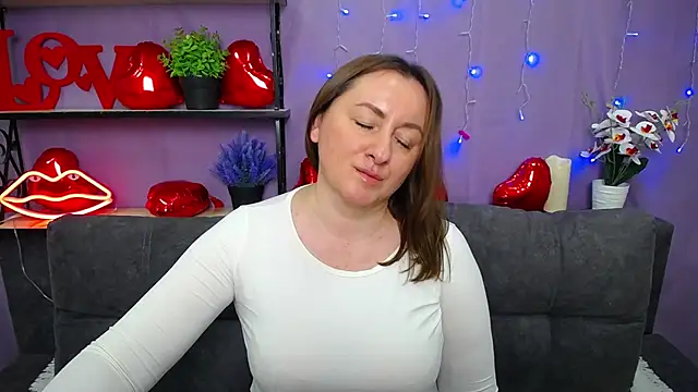 Abby Taylorr online show from March 5, 2025, 2:45 pm