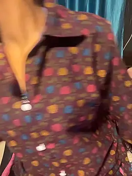 Snapshot of Indian-Squirt chatting on March 17, 2026, 12:41 pm Indian-Squirt online show from March 17, 2026, 12:41 pm