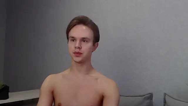 MartinMendez online show from March 20, 2025, 9:04 am