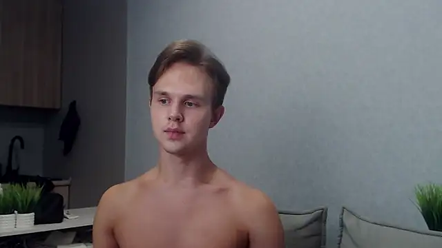 MartinMendez online show from September 28, 2025, 7:10 pm