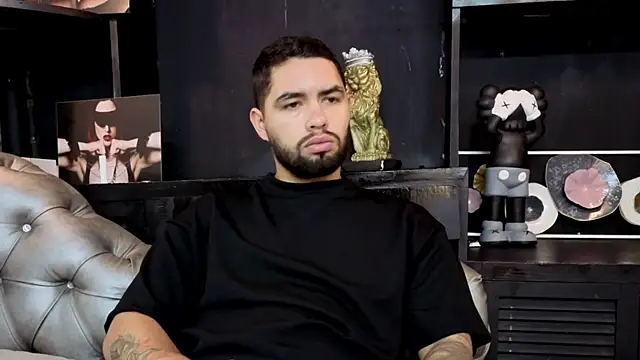 matteosantos online show from October 12, 2025, 11:33 am