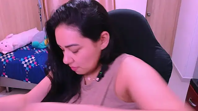  anastasia online show from June 18, 2026, 7:19 pm