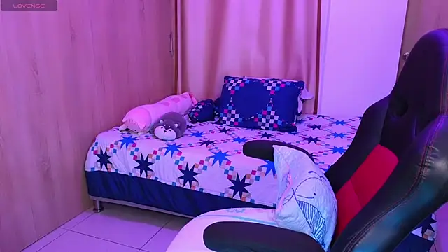  anastasia online show from September 19, 2025, 7:29 pm