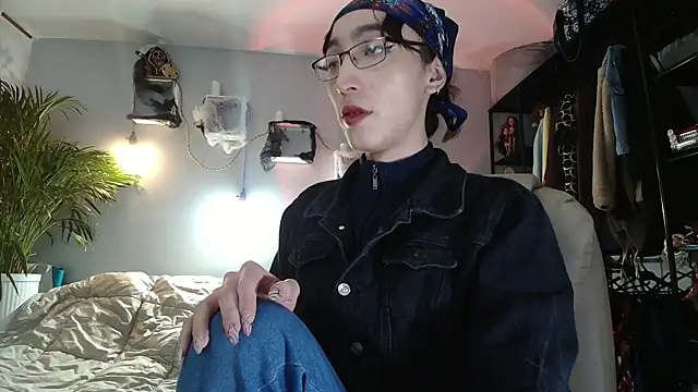 NicoleCortez online show from November 20, 2025, 2:23 am