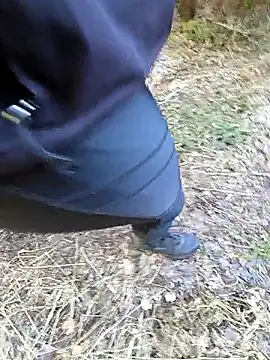 Snapshot of Papiercedbisex chatting on April 11, 2026, 3:16 pm Papiercedbisex online show from April 11, 2026, 3:16 pm