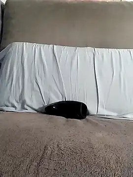 LoGaNfree88 online show from September 11, 2025, 5:46 pm