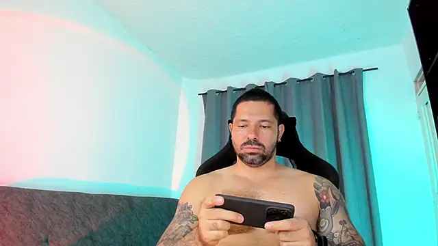 Pierre Vidal online show from May 7, 2026, 2:49 am