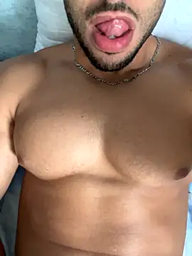 pimentfort77 online show from September 14, 2025, 10:48 am