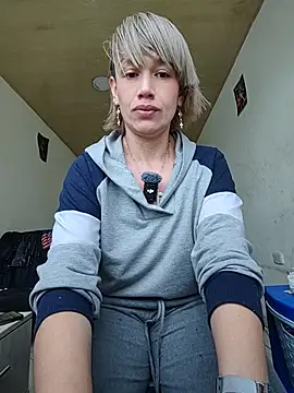 Snapshot of sexymarilyncolombia chatting on June 30, 2026, 1:33 pm sexymarilyncolombia online show from June 30, 2026, 1:33 pm