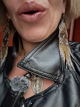 Snapshot of sexymarilyncolombia chatting on February 20, 2026, 3:14 pm sexymarilyncolombia online show from February 20, 2026, 3:14 pm