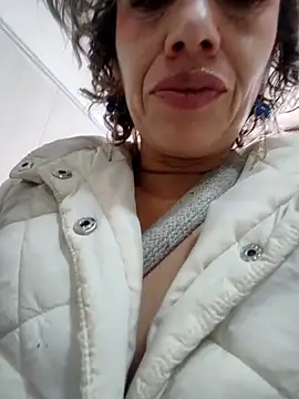 sexymarilyncolombia online show from September 20, 2025, 12:32 pm