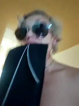 sexymarilyncolombia online show from March 2, 2025, 7:30 pm