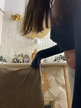 SHARONRodrig online show from December 22, 2025, 9:04 pm