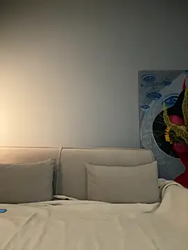 MariaTull online show from September 28, 2025, 7:10 pm