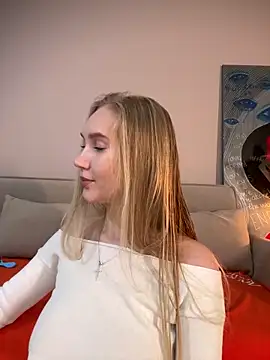 MariaTull online show from February 19, 2026, 8:28 pm