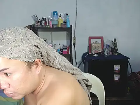 Bigdirtynipples online show from December 19, 2025, 12:40 pm