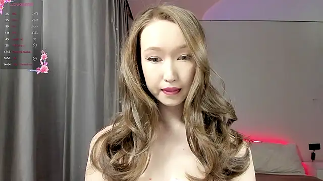  luna 022 online show from March 11, 2025, 3:45 pm