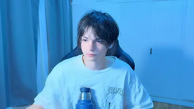 SasukeUhchiaa online show from February 9, 2026, 1:25 am