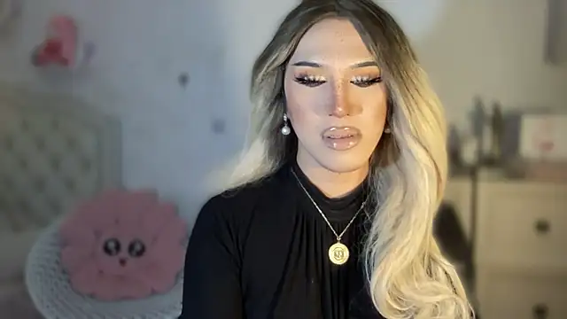 Ts glamxxxx online show from September 23, 2025, 1:34 am