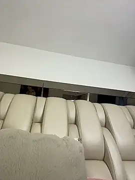 Snapshot of ALISSON_FOXXX1 chatting on February 18, 2026, 10:50 pm ALISSON FOXXX1 online show from February 18, 2026, 10:50 pm