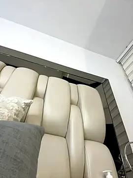 ALISSON FOXXX1 online show from September 24, 2025, 12:40 am