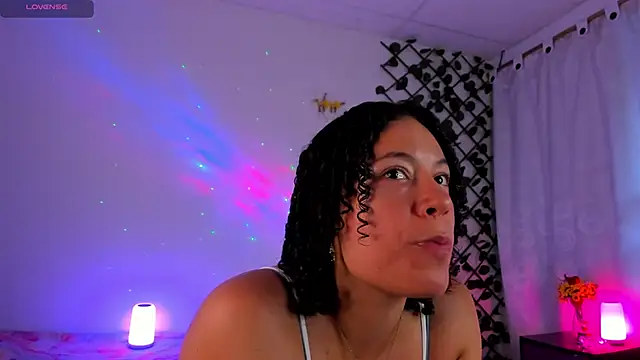 cailynhot online show from June 19, 2026, 11:20 pm