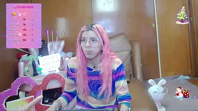 Skinygirl online show from September 18, 2025, 12:57 am